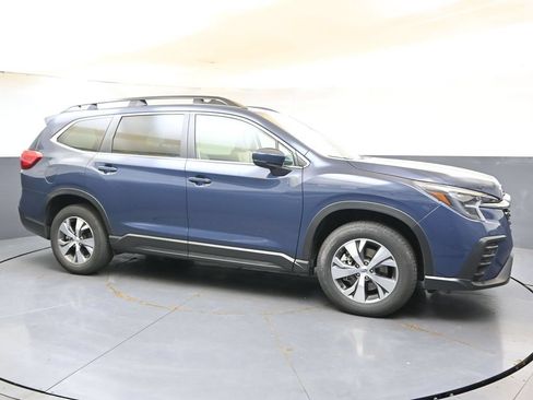 Certified 2025 Subaru Ascent Premium AWD/4WD image 7