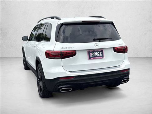 Used 2021 Mercedes-Benz GLB 250 4MATIC image 7