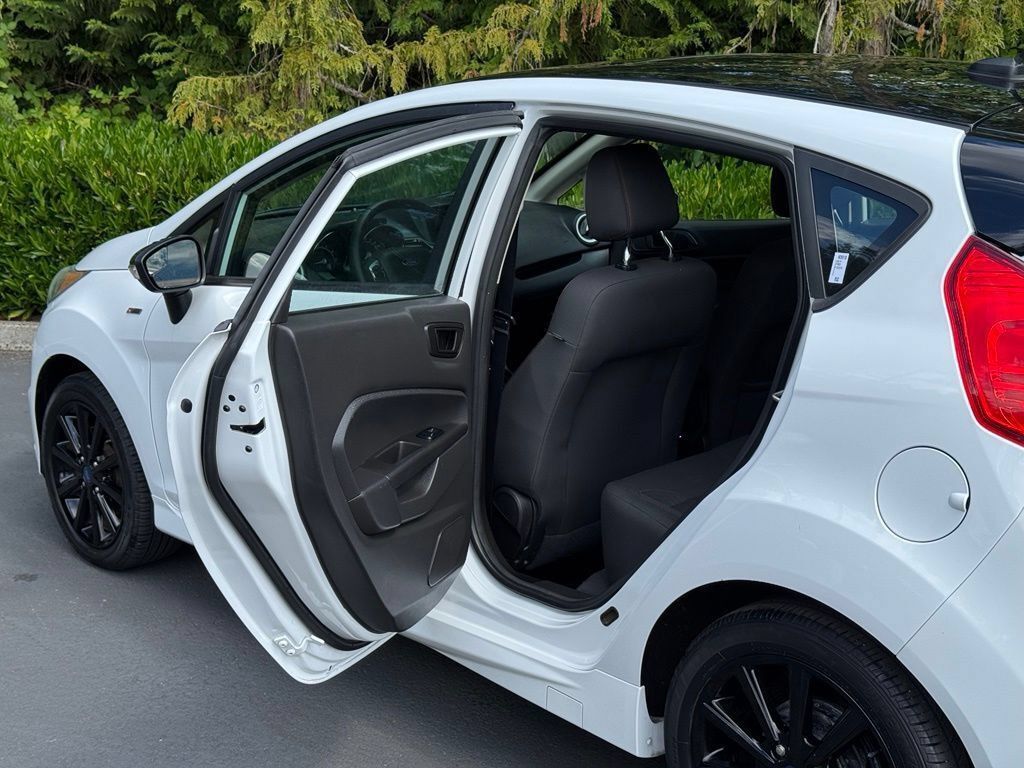 Used 2019 Ford Fiesta ST-Line w/ ST Line Cold Weather Package FWD image 11