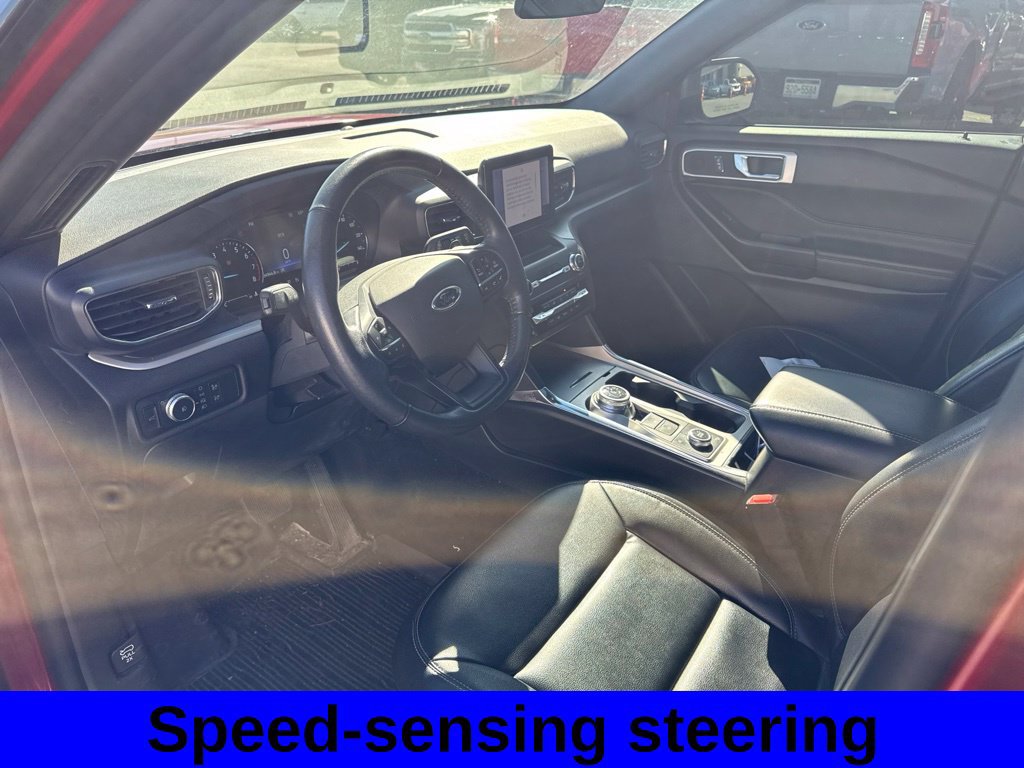 Used 2020 Ford Explorer XLT w/ Equipment Group 202A AWD/4WD image 11
