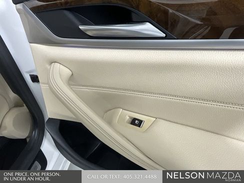 Used 2020 BMW 540i w/ Premium Package image 23