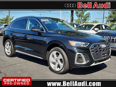 Used 2023 Audi Q5 2.0T Premium Plus w/ Premium Plus Package AWD/4WD image 1