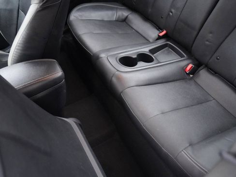 Used 2016 Hyundai Veloster Turbo image 24