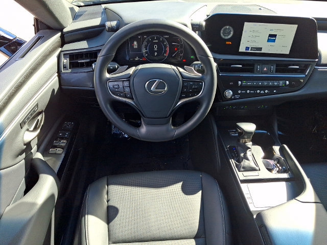 Used 2024 Lexus ES 350 w/ Premium Package FWD image 11