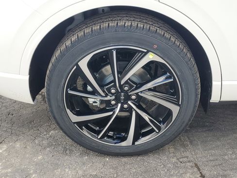 New 2026 Lincoln Corsair Grand Touring image 5