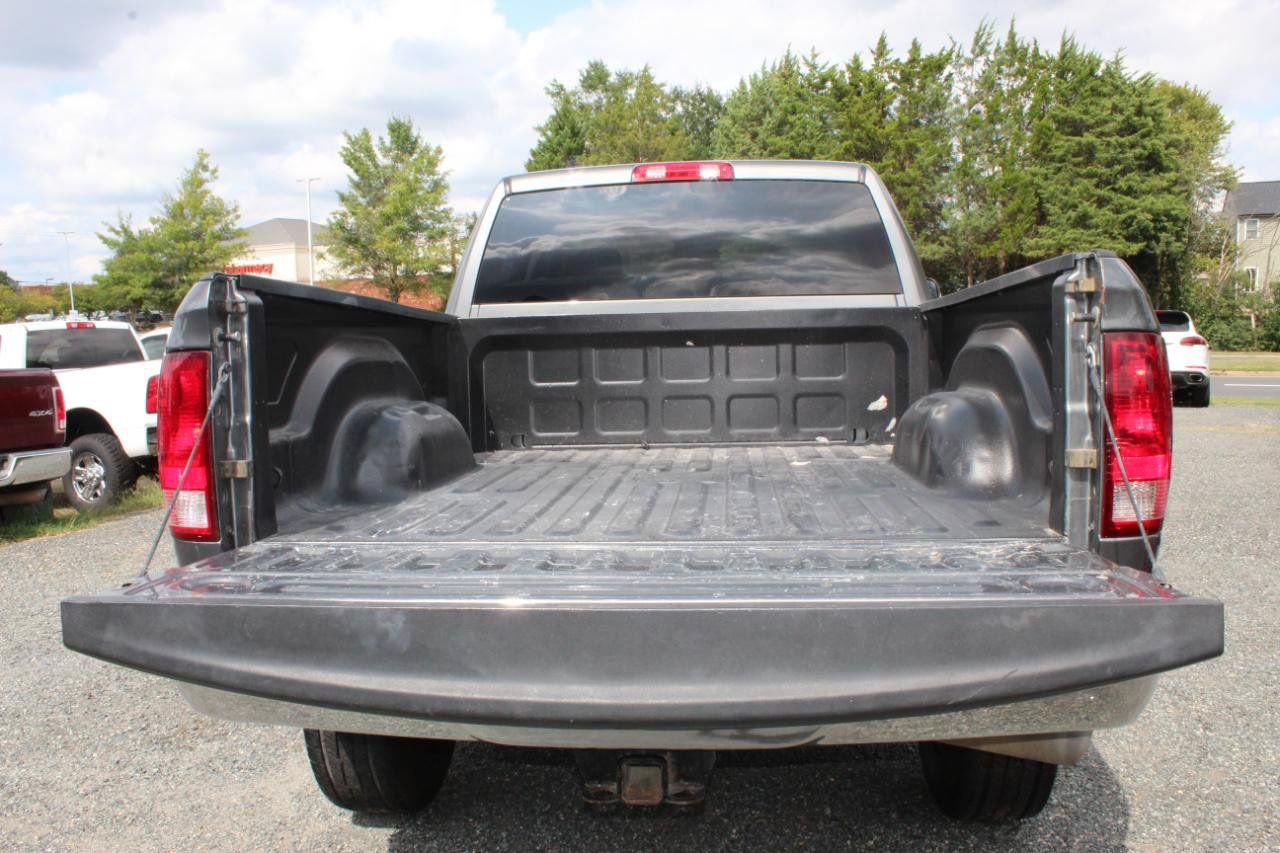 Used 2013 RAM 2500 Tradesman w/ Chrome Appearance Group AWD/4WD image 16