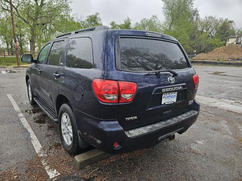 Used 2008 Toyota Sequoia SR5 AWD/4WD image 3