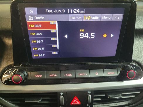 Used 2024 Kia Forte LXS FWD image 25