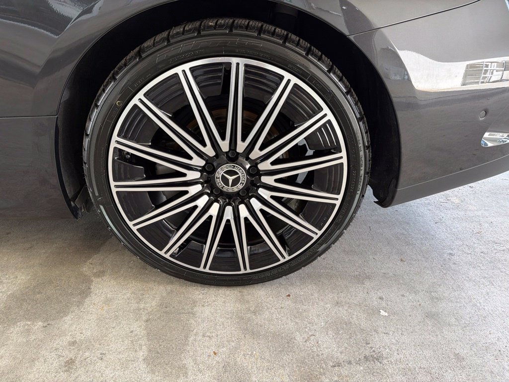 Used 2025 Mercedes-Benz CLE 300 4MATIC Coupe w/ AMG Line image 17