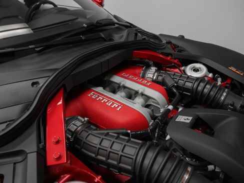 Certified 2025 Ferrari Purosangue AWD/4WD image 21