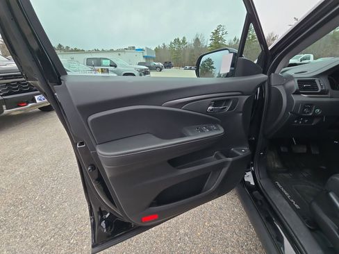 Used 2024 Honda Ridgeline Sport image 57