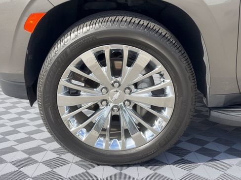 Used 2021 Chevrolet Tahoe LT RWD image 13
