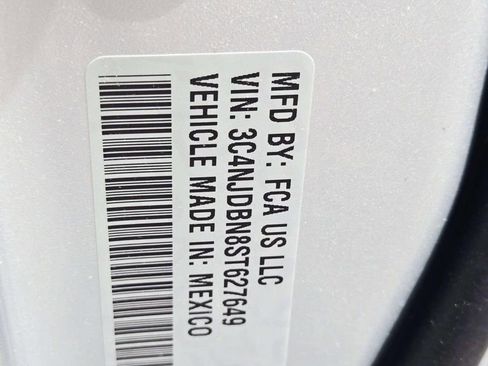 Certified 2025 Jeep Compass Latitude w/ Sun & Sound Group image 36