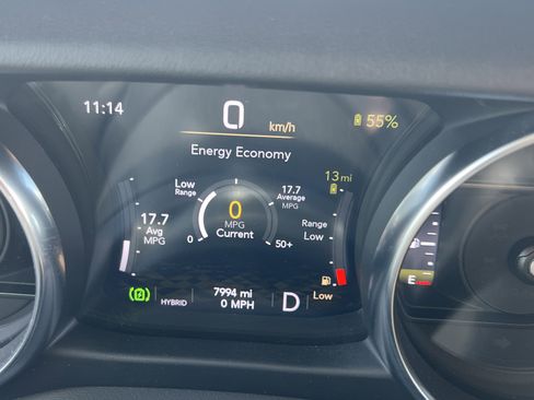 Used 2023 Jeep Wrangler Sahara image 21