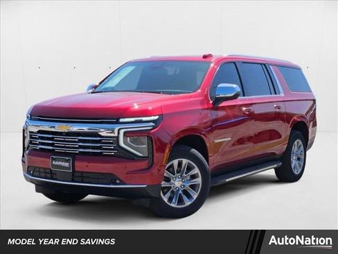 New 2025 Chevrolet Suburban Premier image 1