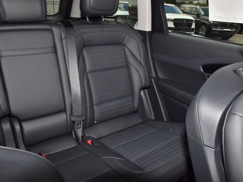 New 2026 Lincoln Nautilus Reserve AWD/4WD image 21