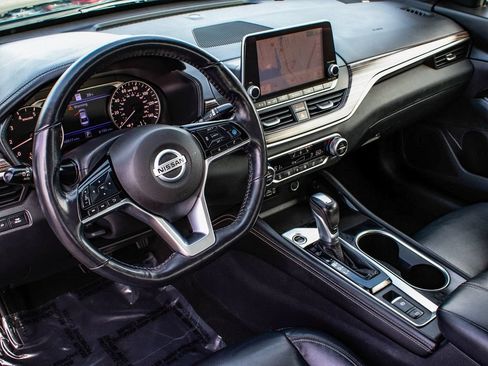 Used 2021 Nissan Altima 2.5 SL FWD image 15