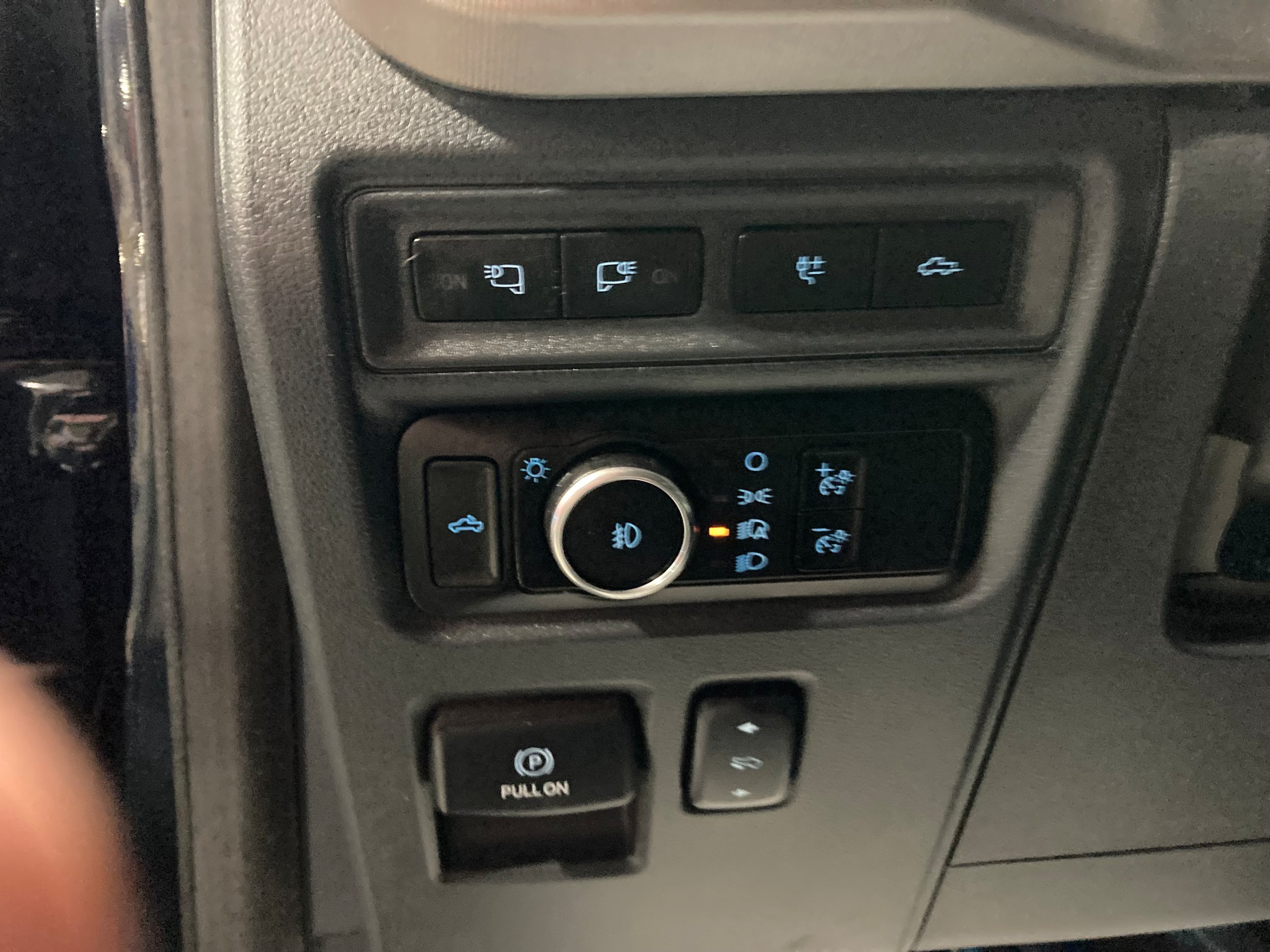 Used 2023 Ford F150 Raptor w/ Raptor 37 Performance Package AWD/4WD image 19