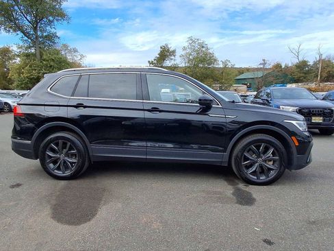 Used 2024 Volkswagen Tiguan SE image 24