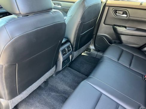 Used 2023 Nissan Rogue SV w/ SV Premium Package AWD/4WD image 35