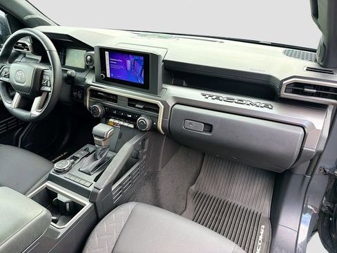 Used 2024 Toyota Tacoma SR5 AWD/4WD image 27