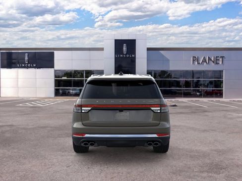 New 2026 Lincoln Aviator 2WD image 5
