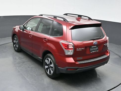 Used 2017 Subaru Forester 2.5i Premium w/ All-Weather Package AWD/4WD image 28