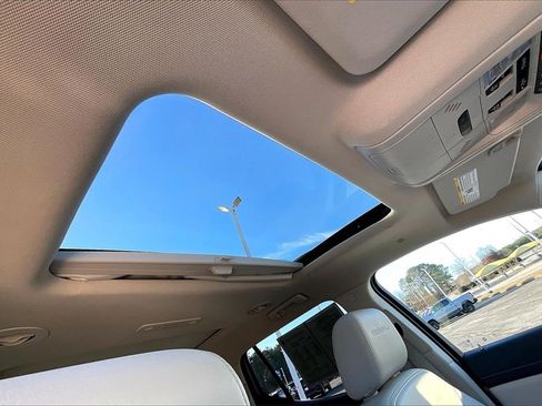 Used 2020 GMC Acadia Denali w/ Technology Package image 22