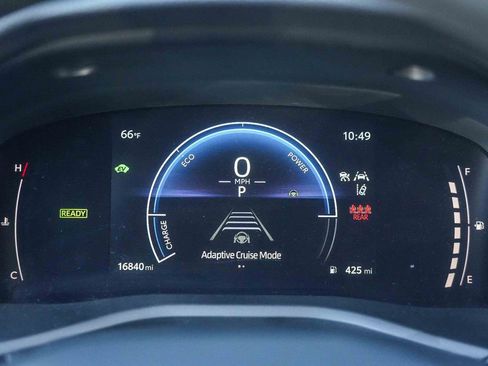 Used 2025 Toyota Camry LE image 22