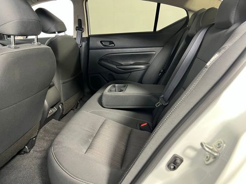 Used 2025 Nissan Altima 2.5 SV image 25