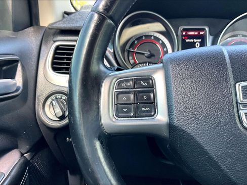 Used 2018 Dodge Journey Crossroad w/ Driver Convenience Group FWD image 19
