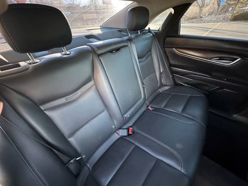 Used 2018 Cadillac XTS Luxury image 11