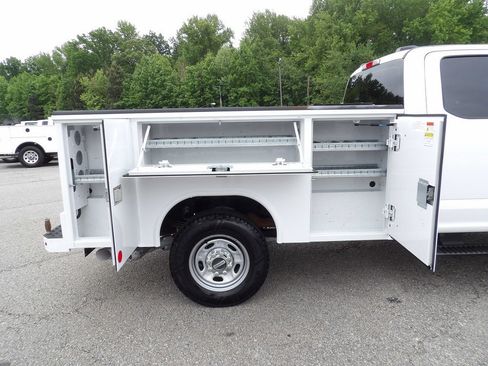 Used 2022 Ford F250 XL w/ Power Equipment Group AWD/4WD image 57