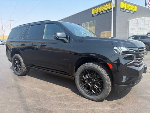 Used 2023 Chevrolet Tahoe High Country w/ LPO, Illumination Package AWD/4WD image 1