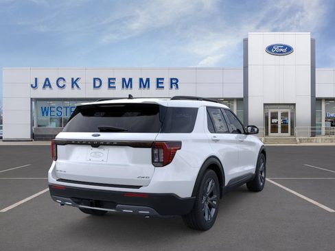 Used 2026 Ford Explorer Active w/ Active Comfort Package AWD/4WD image 8