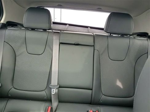 Used 2023 Buick Encore GX Essence w/ Experience Buick Package image 21