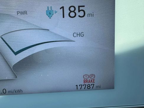 Used 2023 Hyundai Ioniq 5 SE image 4