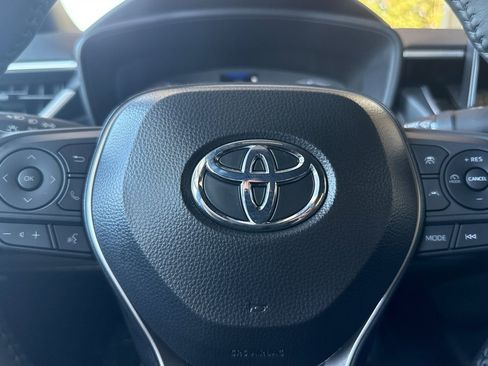 Certified 2025 Toyota Corolla SE image 26