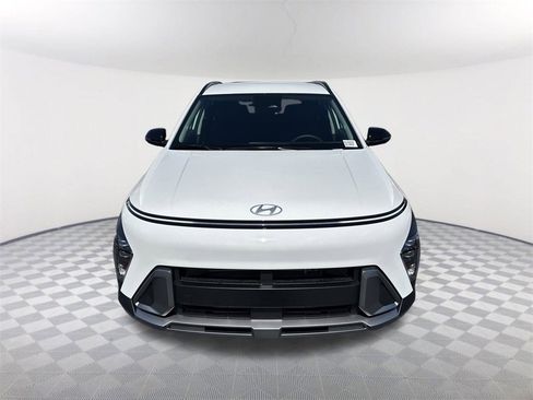 New 2026 Hyundai Kona SEL Premium image 2