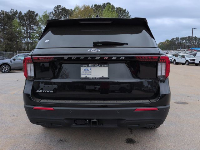 New 2026 Ford Explorer Active RWD image 5