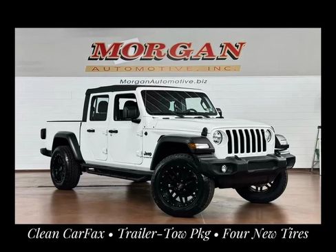 Used 2021 Jeep Gladiator Sport w/ Trailer Tow Package AWD/4WD image 1