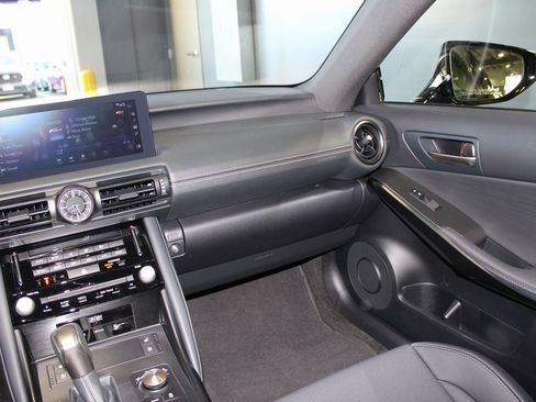 Used 2025 Lexus IS 350 F Sport image 26