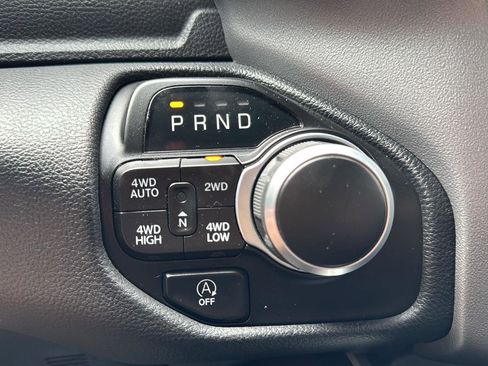 Used 2022 RAM 1500 Big Horn AWD/4WD image 14