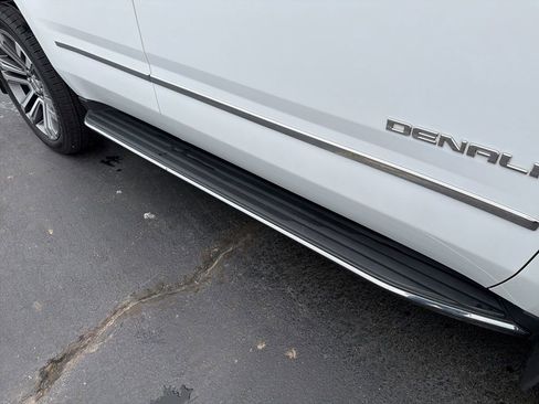 Used 2019 GMC Yukon Denali w/ Open Road Package AWD/4WD image 6