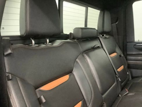 Used 2024 GMC Sierra 3500 AT4 w/ AT4 Premium Plus Package AWD/4WD image 34