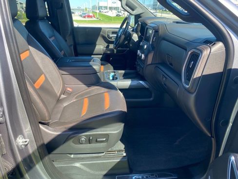 Used 2020 GMC Sierra 1500 AT4 w/ Off-Road Performance Package AWD/4WD image 13