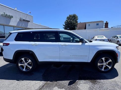 New 2026 Jeep Grand Cherokee L Limited AWD/4WD image 8