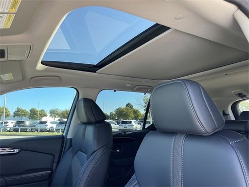 New 2025 Honda Pilot Touring image 24