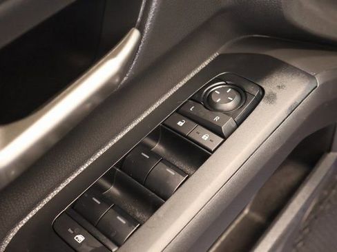 Used 2024 Toyota Tacoma TRD Off-Road image 11