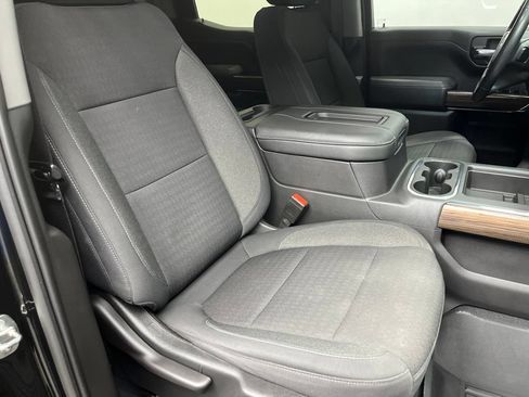 Used 2021 Chevrolet Silverado 1500 LT Trail Boss w/ Bed Protection Package AWD/4WD image 17